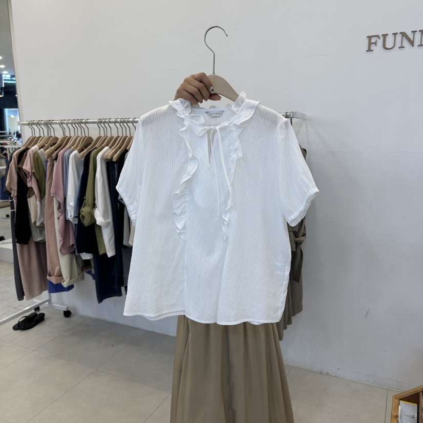 FUNNY POWDER韓國直郵實拍女士新款熱賣時尚休閑襯衫蕾絲衫THE FUNNY襯衫/蕾絲衫圖色1