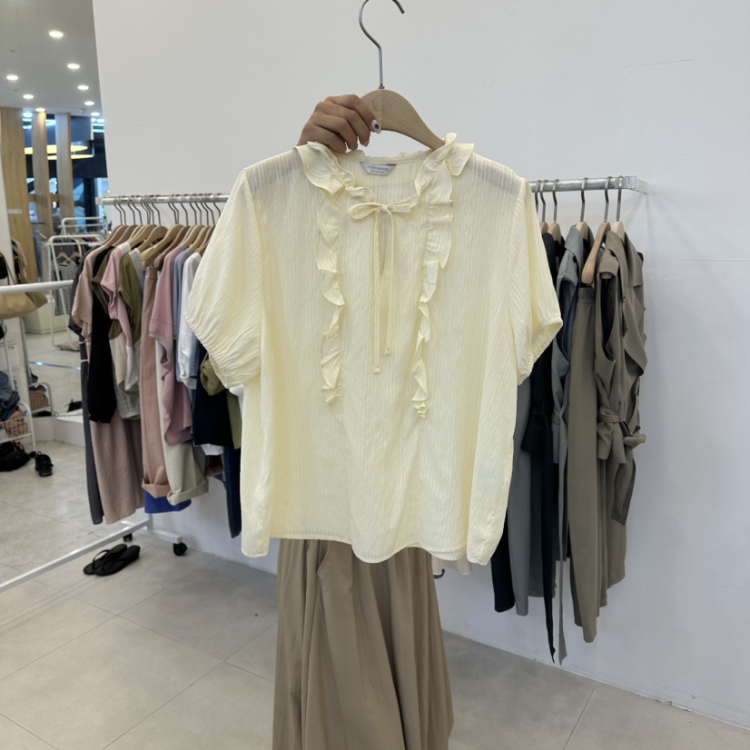 FUNNY POWDER韓國直郵實拍女士新款熱賣時尚休閑襯衫蕾絲衫THE FUNNY襯衫/蕾絲衫圖色2