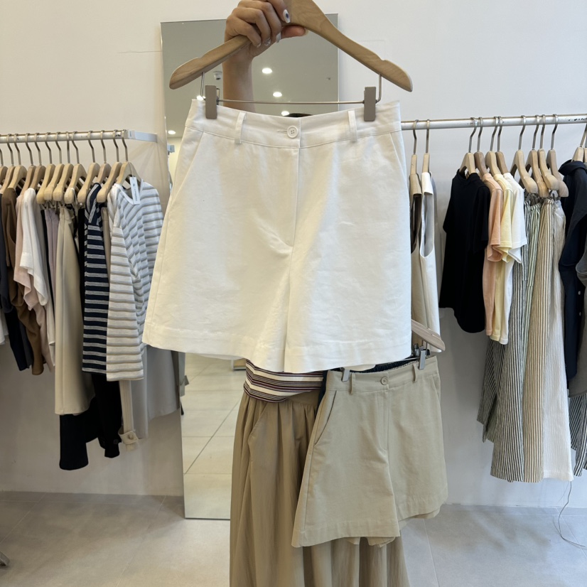 FUNNY POWDER韓國東大門直郵女士新款人氣時尚職業休閑短褲THE FUNNY短褲圖色1