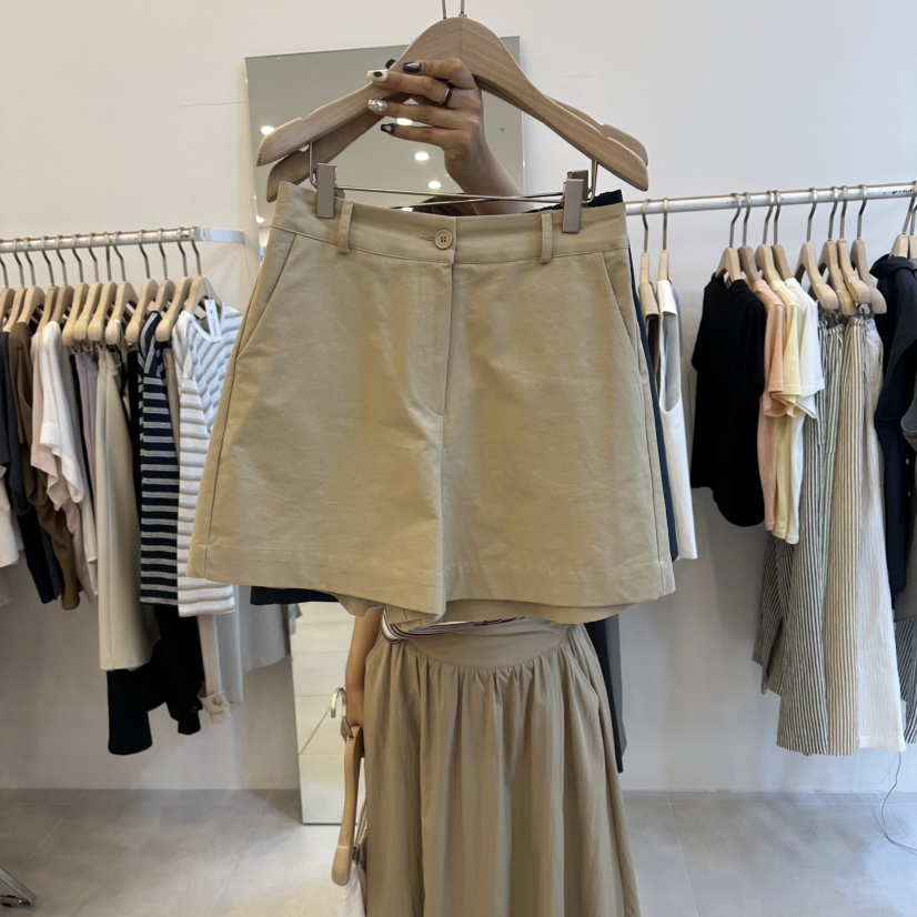 FUNNY POWDER韓國東大門直郵女士新款人氣時尚職業休閑短褲THE FUNNY短褲圖色2