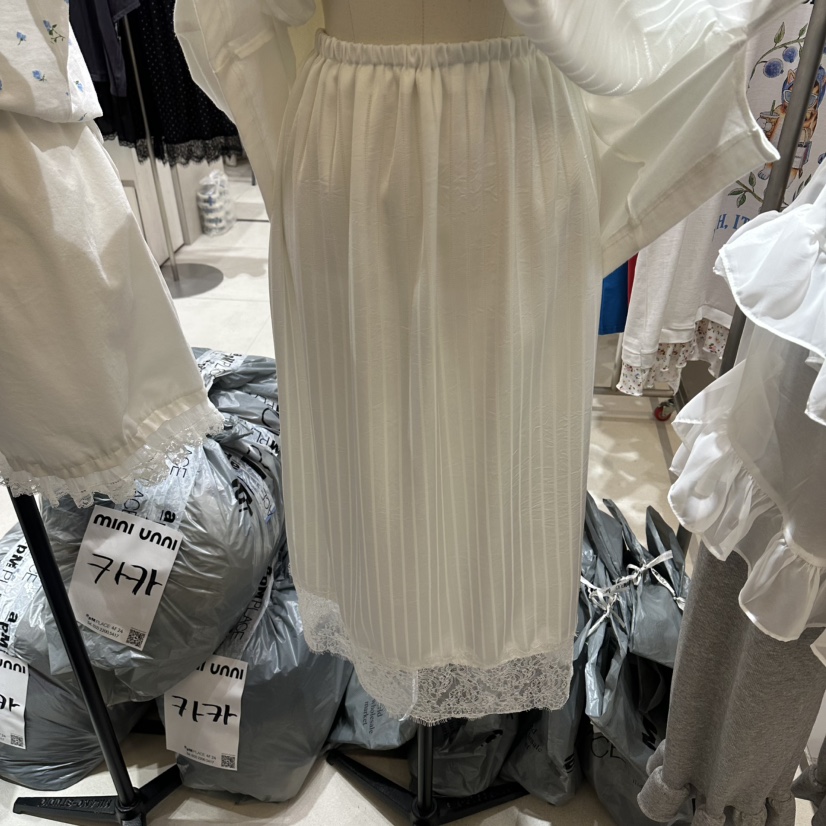 MINI UNNI韓國東大門代購女裝新款人氣半身裙中短裙條紋MINI UNNI半身裙/中短裙圖色1