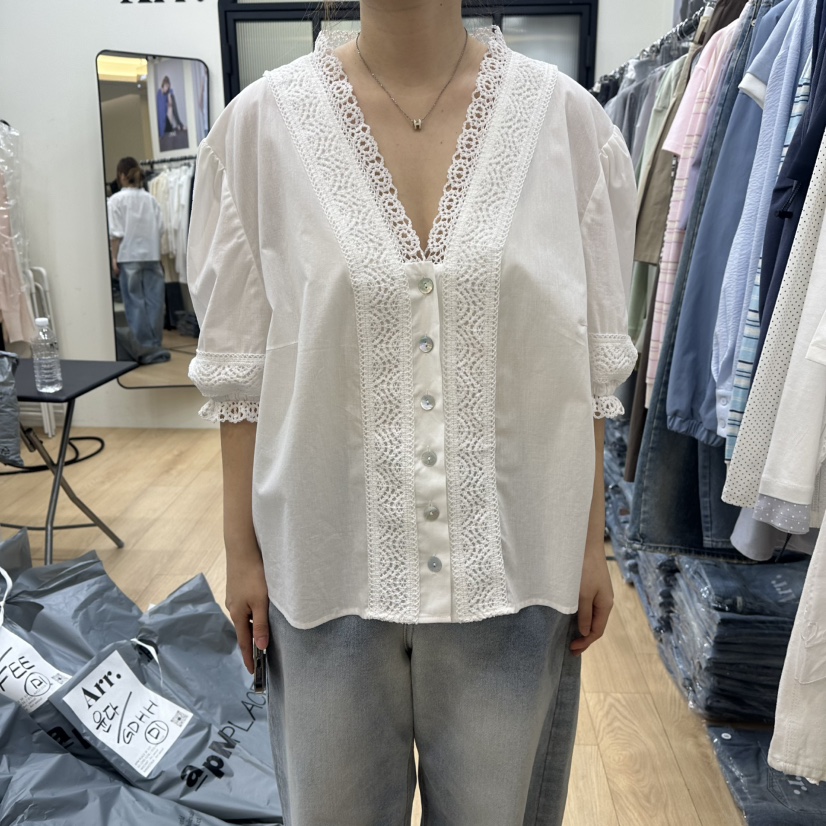 ARR韓國直郵實拍女裝新品推薦時尚26春夏熱賣人氣襯衫蕾絲衫ARR襯衫/蕾絲衫圖色1