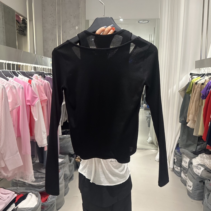 ARTE STUDIO/ATTENTION EDITORIAL韓國東大門代購女士新款人氣長袖T恤不含內搭U領ARTE Studio長袖T恤