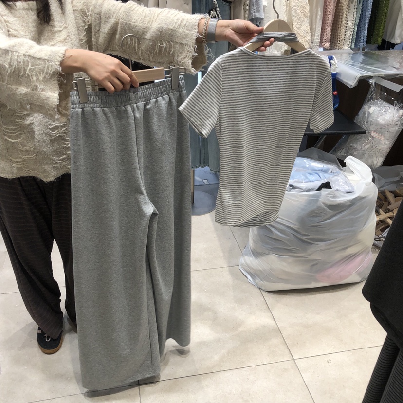 DREAM GIRIS/HOT PLACE韓國東大門直郵女士新品推薦套裝假兩件套裝DREAM GIRIS/HOT PLACE套裝