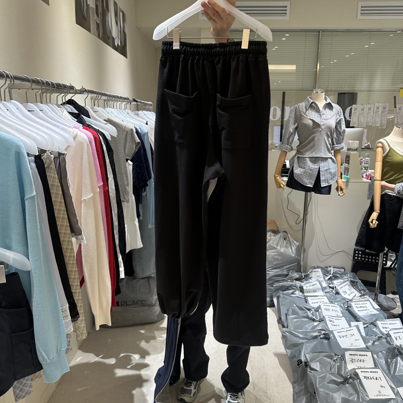 MOREMORE韓國東大門直郵女士新品休閑26春夏休閑褲毛圈布撞色more more休閑褲圖色2