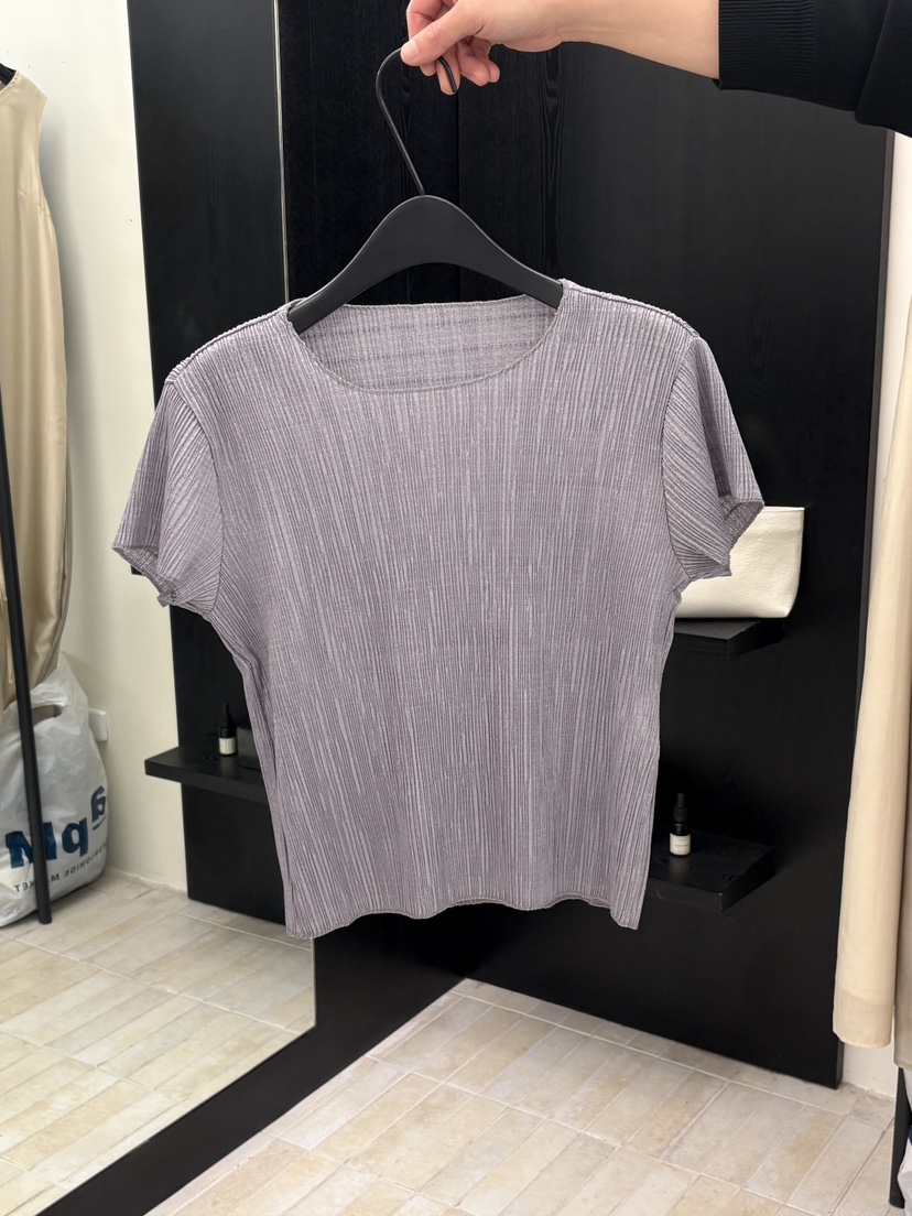 MOANI韓國直郵女士新品人氣推薦職業26春夏時尚熱賣T恤褶皺MOANIT恤圖色2
