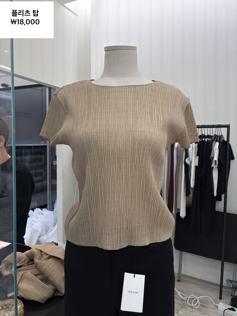 MOANI韓國直郵女士新品人氣推薦職業26春夏時尚熱賣T恤褶皺MOANIT恤圖色3