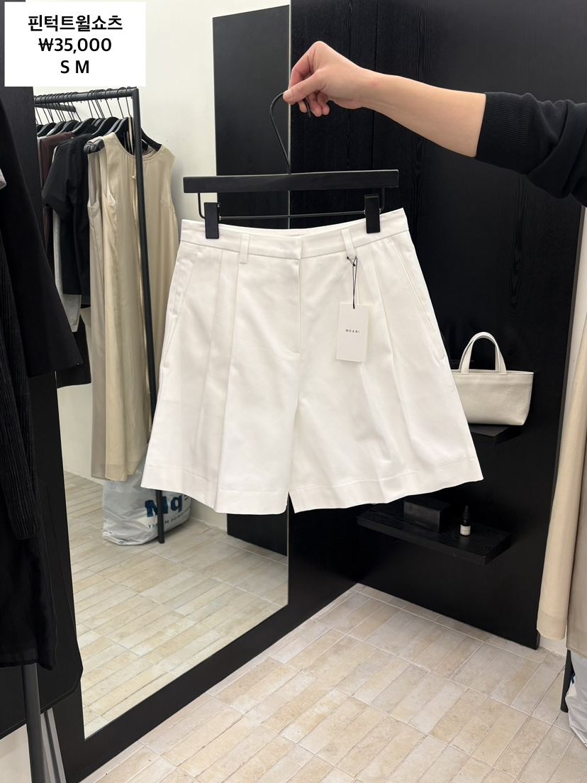 MOANI韓國直郵女士新款人氣26春夏休閑推薦熱賣職業短褲褶裥MOANI短褲圖色1