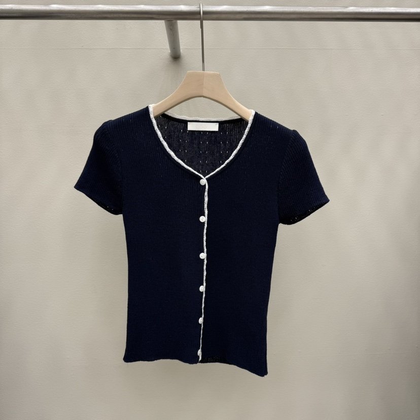 EOOB/LAMEREI韓國東大門直郵女裝新款推薦針織衫撞色蕾絲開衫EOOB/LAMEREI針織衫圖色2