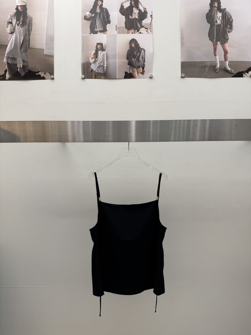 AMOOD韓國代購女裝新品人氣職業26春夏熱賣推薦時尚吊帶背心AMOOD吊帶/背心圖色2