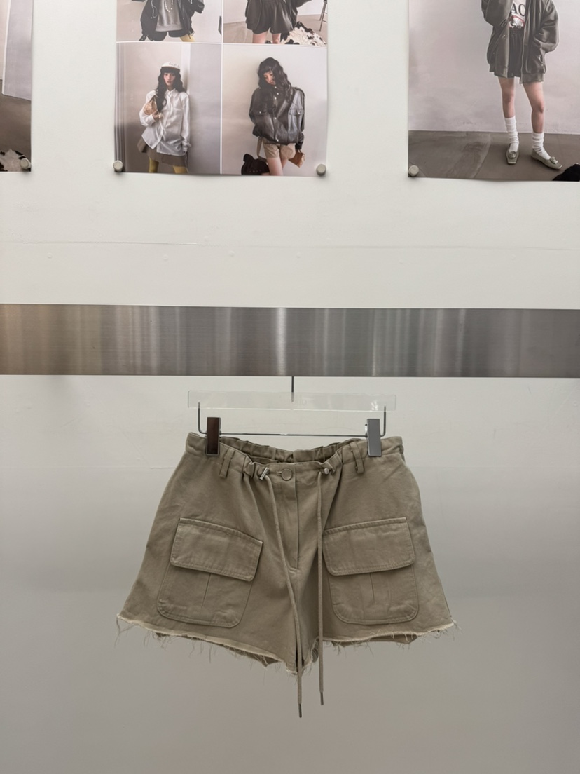 AMOOD韓國直郵女士新品職業時尚熱賣26春夏推薦休閑人氣短褲AMOOD短褲圖色1