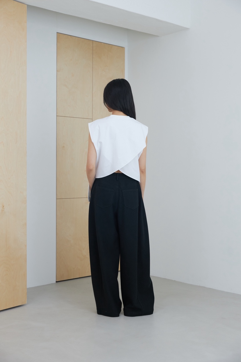 LE-PPL韓國直郵實拍女裝新款推薦人氣時尚26春夏職業T恤LE-PPLT恤