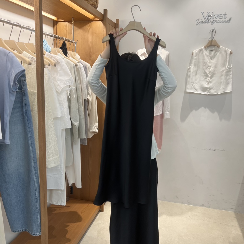 VELVET UNDERGROUND韓國直郵女裝新品職業時尚連衣裙緞面VELVET UNDERGROUND連衣裙圖色2