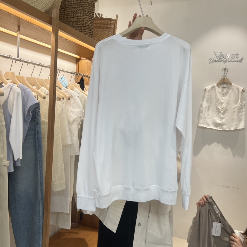 VELVET UNDERGROUND韓國直郵實拍女士新款人氣熱賣長袖T恤VELVET UNDERGROUND長袖T恤