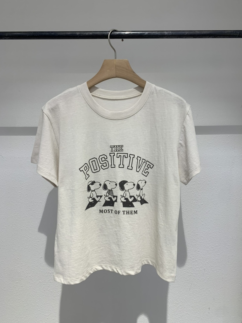 IR BIEN/BIENBIEN韓國東大門直郵女裝新品熱賣T恤史努比IR BIEN/BIENBIENT恤圖色2