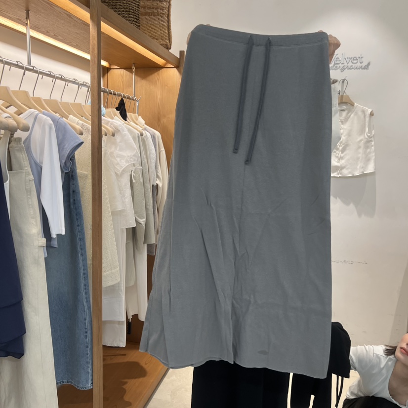 VELVET UNDERGROUND韓國直郵實拍女裝新款26春夏職業長裙VELVET UNDERGROUND長裙圖色2