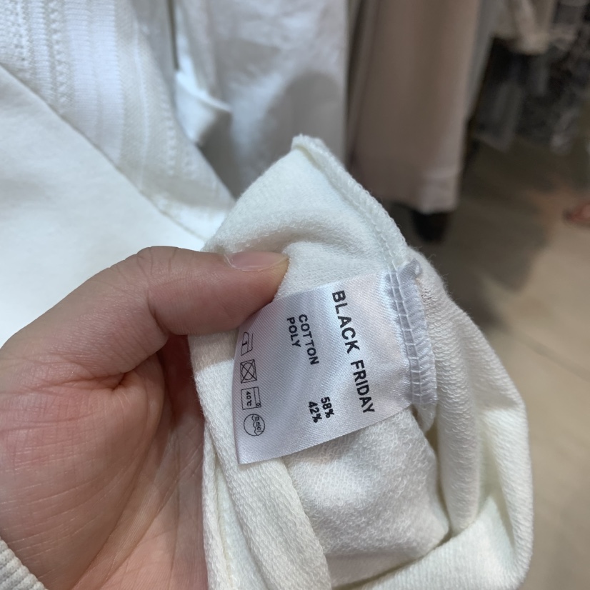 BLACKFRIDAY韓國直郵實拍女裝新款人氣休閑時尚26春夏長袖T恤BLACK FRIDAY長袖T恤