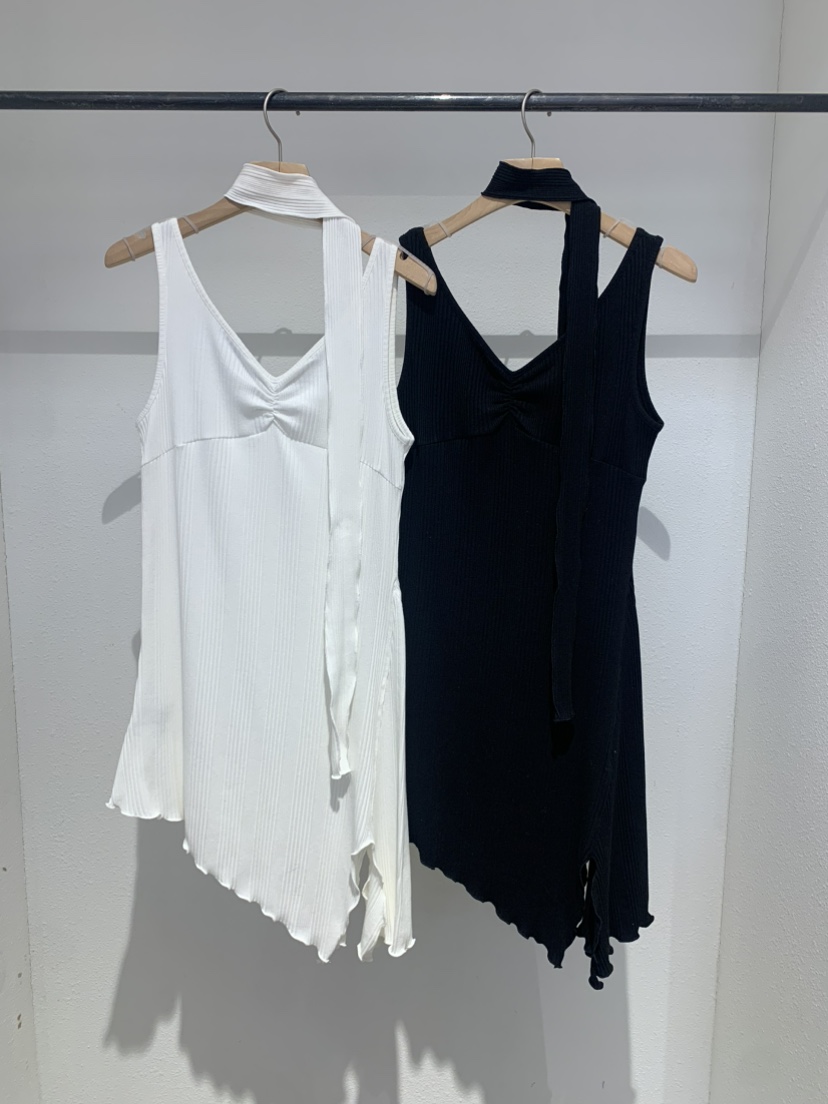 IR BIEN/BIENBIEN韓國代購女裝新款熱賣26春夏連衣裙含脖帶IR BIEN/BIENBIEN連衣裙