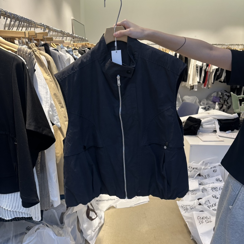 EYEFUL-Q韓國東大門代購女裝新款推薦時尚職業休閑26春夏馬甲eyeful馬甲圖色2