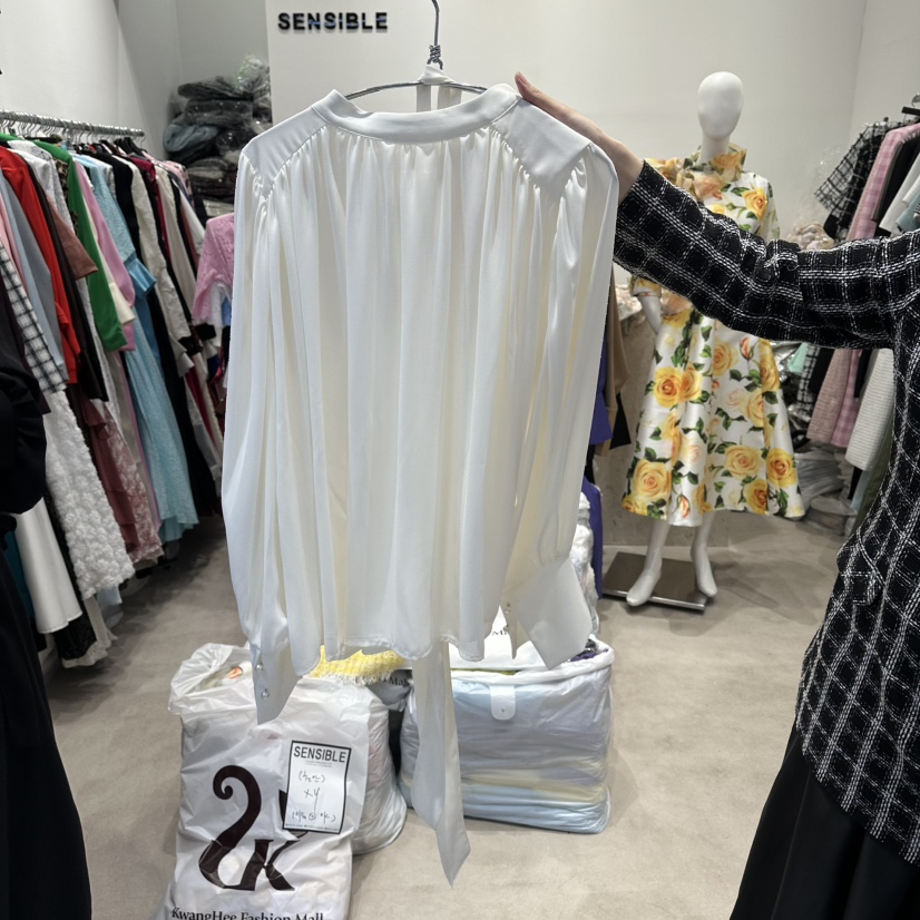 SENSIBLE-S韓國東大門直郵女士新款26春夏襯衫蕾絲衫含腰帶雪紡褶皺SENSIBLE襯衫/蕾絲衫