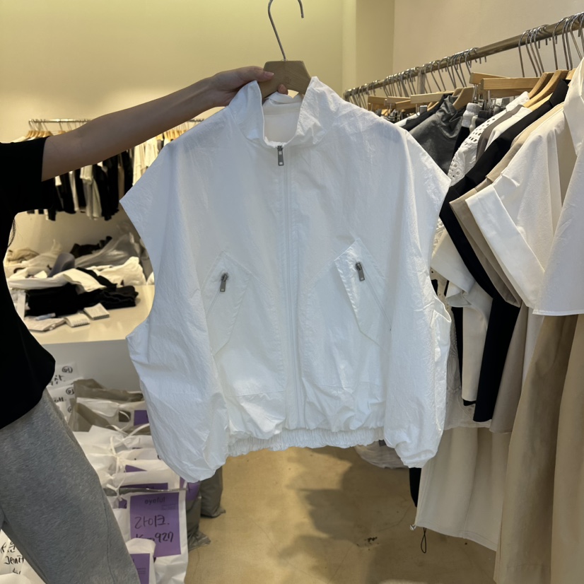 EYEFUL-Q韓國東大門直郵女裝新款熱賣26春夏馬甲口袋拉鏈eyeful馬甲圖色1