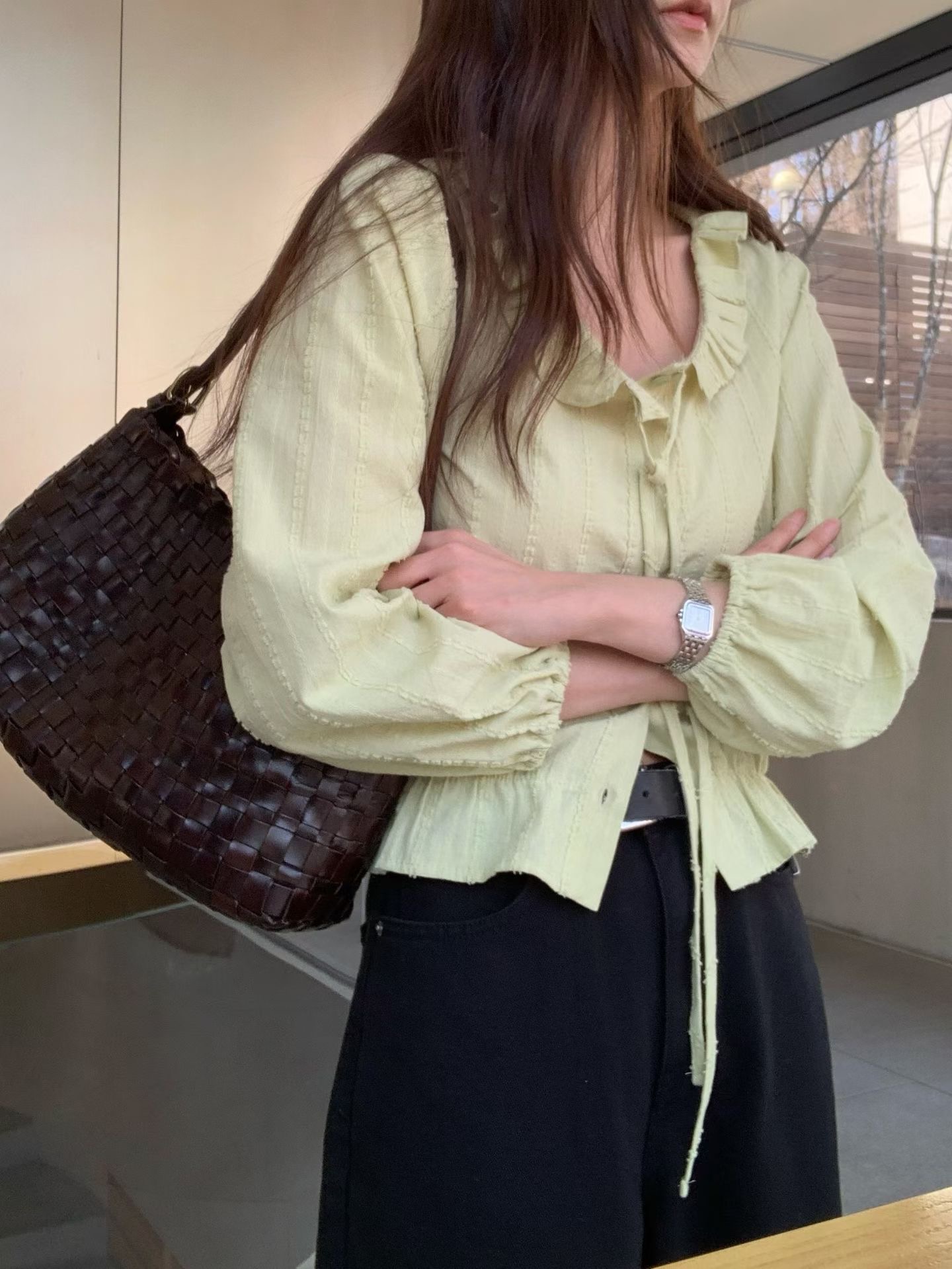 SLEEK-슬릭-OT韓國直郵實拍女裝新款時尚襯衫蕾絲衫荷葉邊SLEEK襯衫/蕾絲衫