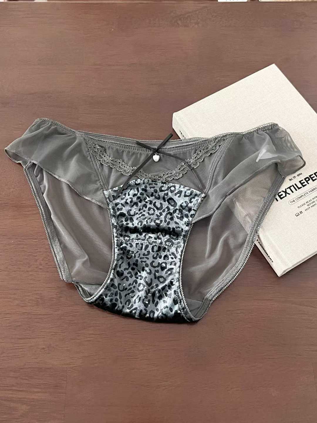 VICTORIA-P韓國東大門代購女裝新品26春夏人氣熱賣推薦內褲VICTORIA內褲圖色1