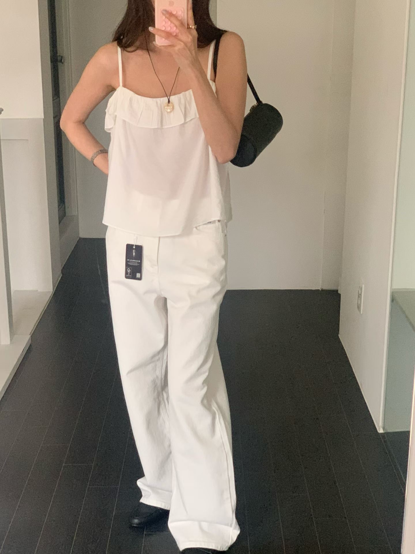 SLEEK-슬릭-OT韓國東大門直郵女裝新品職業吊帶背心荷葉邊SLEEK吊帶/背心圖色1