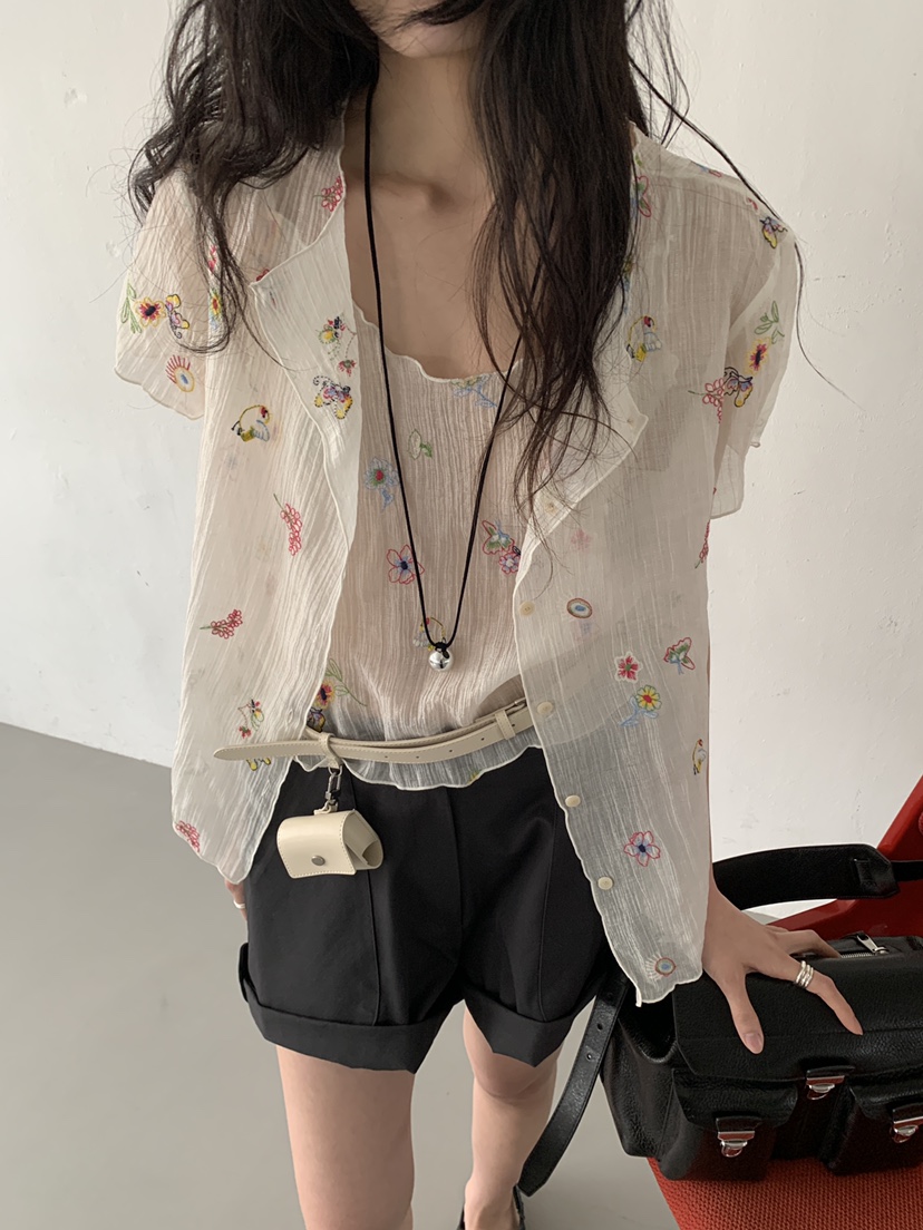 MURMUR韓國直郵實拍女士新品人氣推薦時尚熱賣襯衫蕾絲衫MURMUR襯衫/蕾絲衫