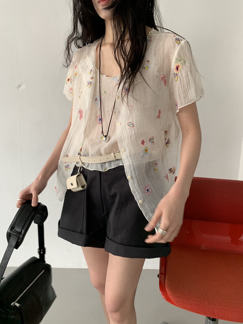 MURMUR韓國直郵實拍女士新品人氣推薦時尚熱賣襯衫蕾絲衫MURMUR襯衫/蕾絲衫