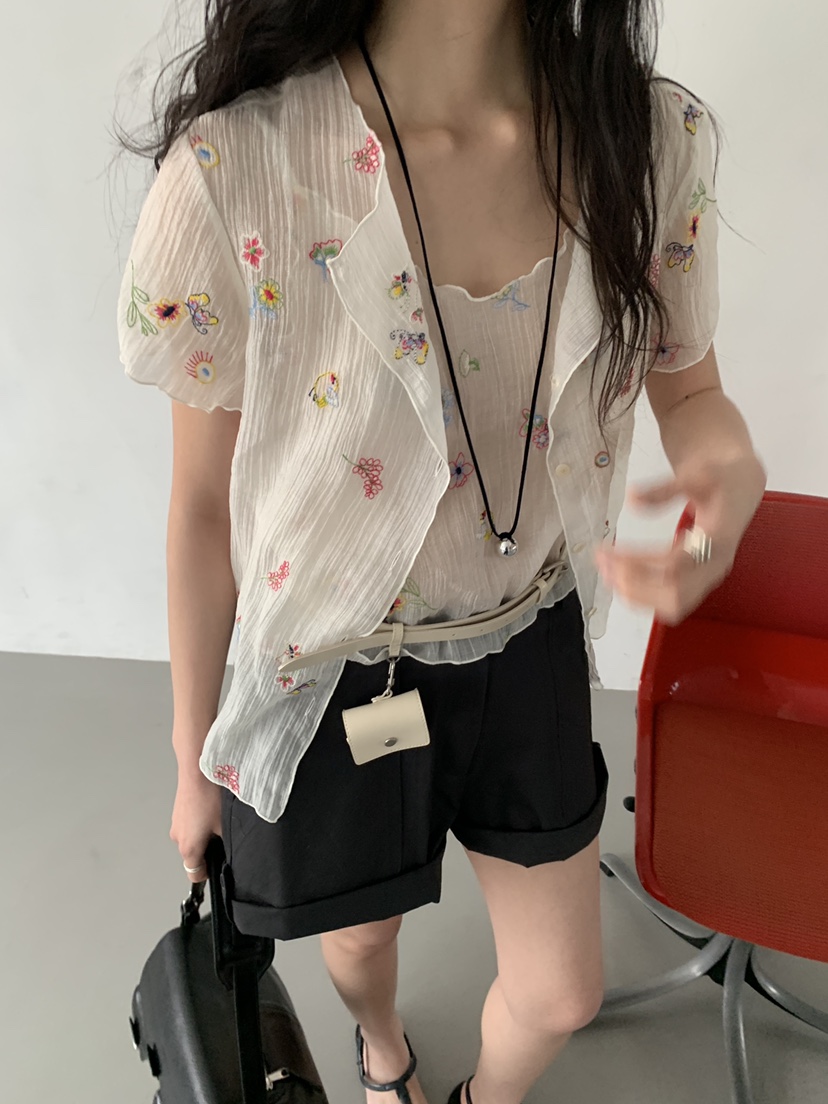 MURMUR韓國直郵實拍女士新品人氣推薦時尚熱賣襯衫蕾絲衫MURMUR襯衫/蕾絲衫