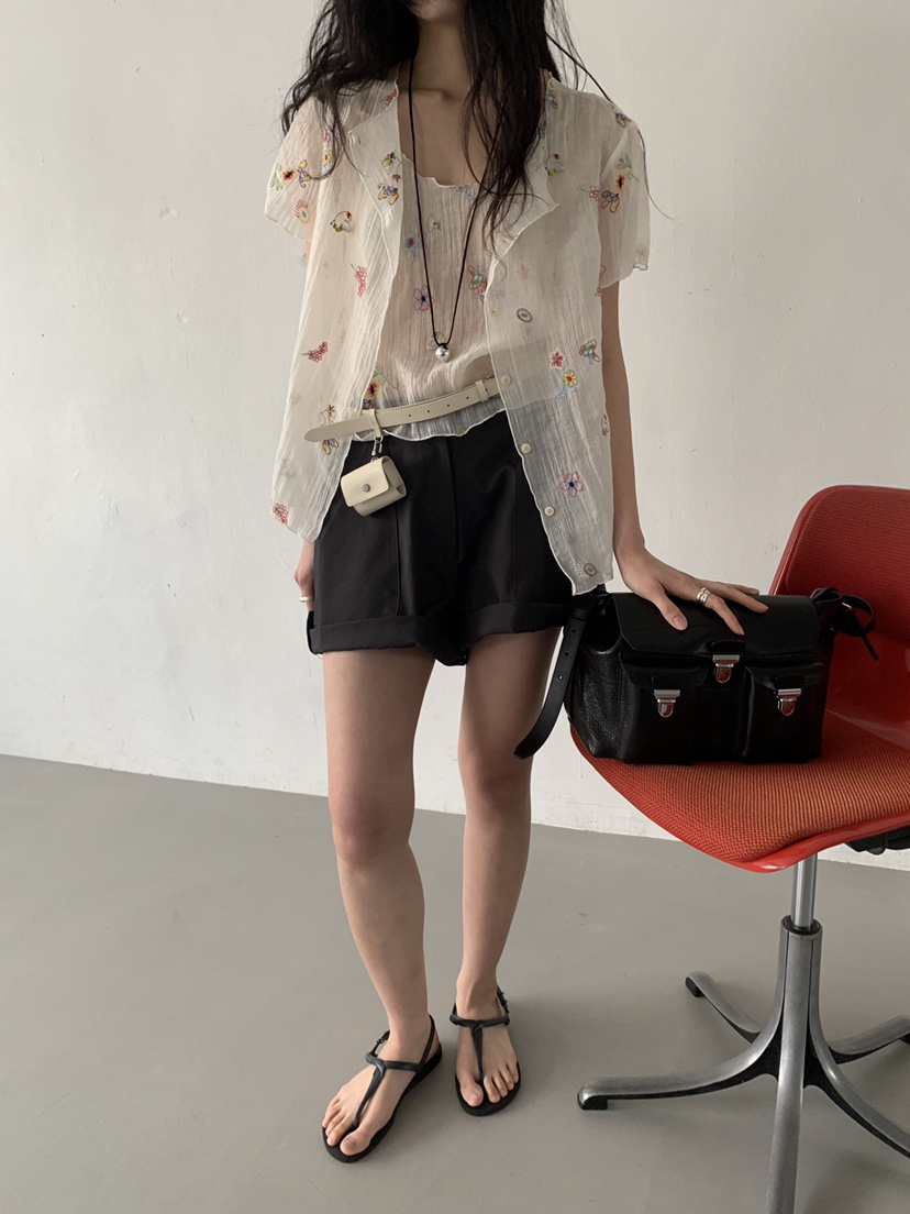 MURMUR韓國直郵實拍女士新品人氣推薦時尚熱賣襯衫蕾絲衫MURMUR襯衫/蕾絲衫