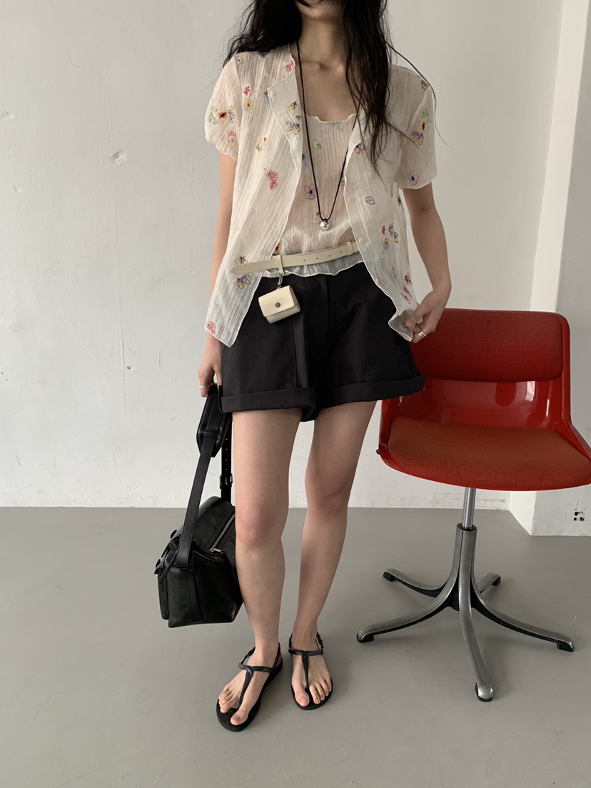 MURMUR韓國直郵實拍女士新品人氣推薦時尚熱賣襯衫蕾絲衫MURMUR襯衫/蕾絲衫