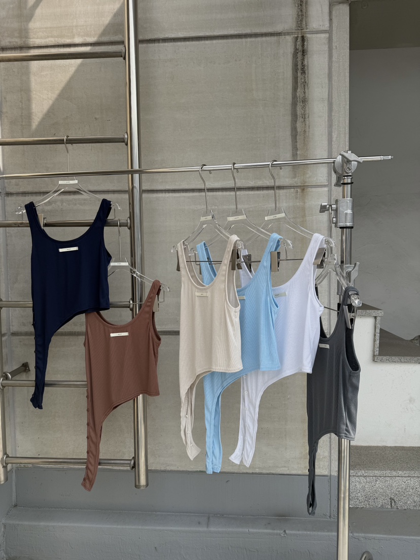 UOOV韓國直郵實拍女士新款人氣休閑推薦時尚職業吊帶背心UOOV吊帶/背心圖色5左五色