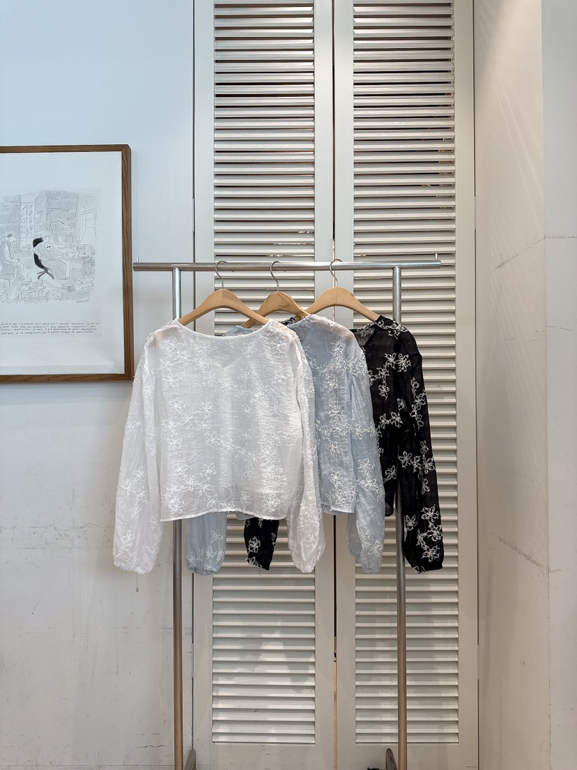 FAVE-L韓國直郵女裝新款26春夏職業時尚襯衫蕾絲衫花朵雪紡FAVE-L襯衫/蕾絲衫