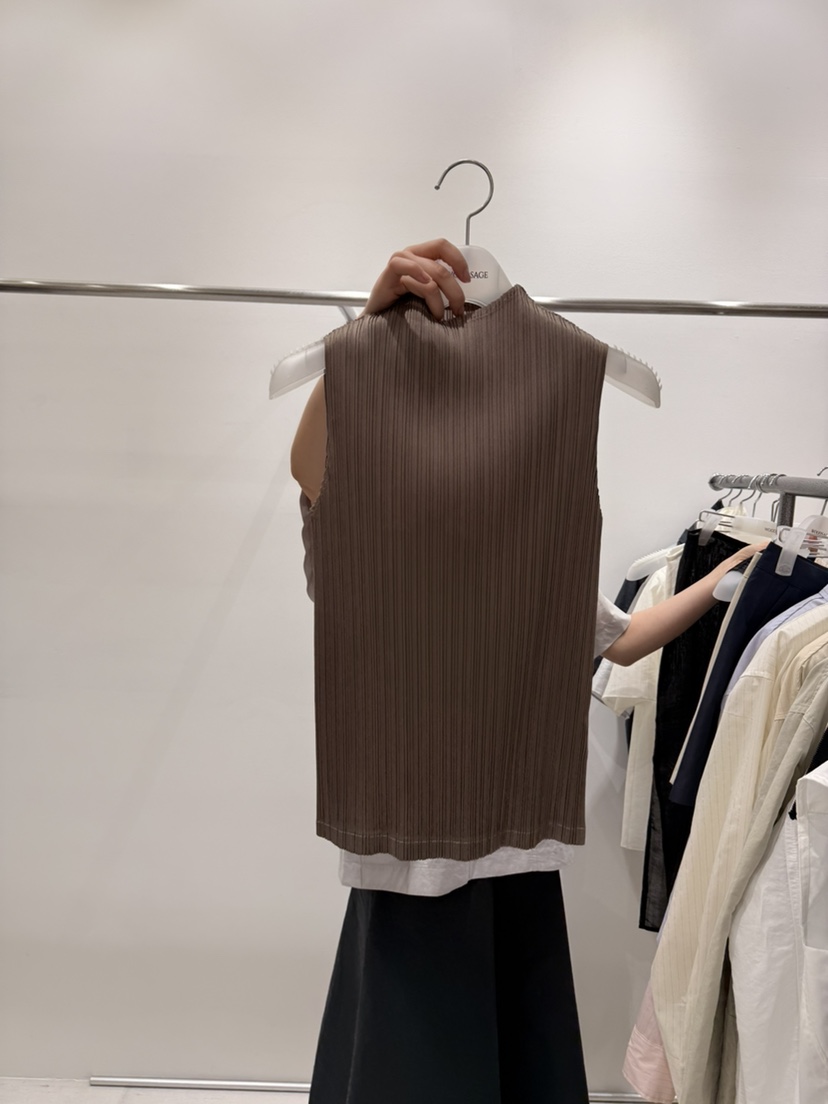 WOOD SAGE韓國東大門代購女裝新品26春夏休閑吊帶背心褶皺WOOD SAGE吊帶/背心圖色2