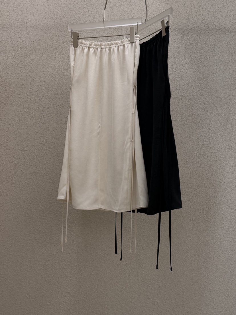 MWE韓國代購女裝新款26春夏時尚休閑熱賣推薦半身裙中短裙MWE半身裙/中短裙