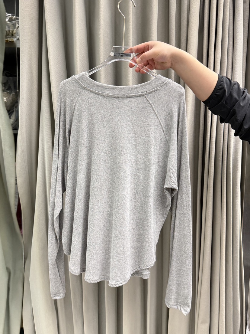 UOOV韓國代購女裝新款推薦休閑人氣熱賣職業時尚26春夏長袖T恤UOOV長袖T恤圖色4