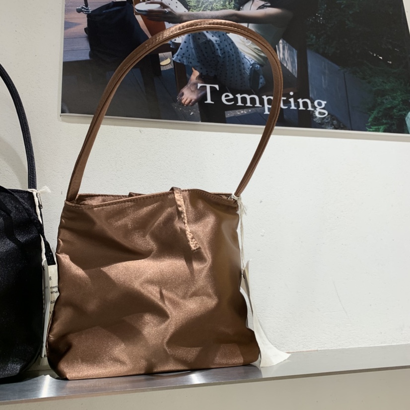 TEMPTING韓國東大門直郵女裝新款休閑26春夏手提包不含配飾TEMPTING手提包圖色3