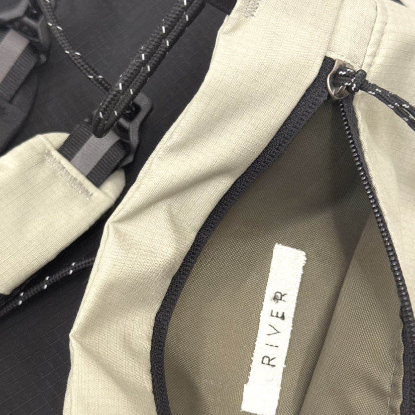 RIVER韓國東大門直郵女裝新款熱賣時尚推薦人氣單肩斜跨包WATER/RIVER單肩/斜跨包