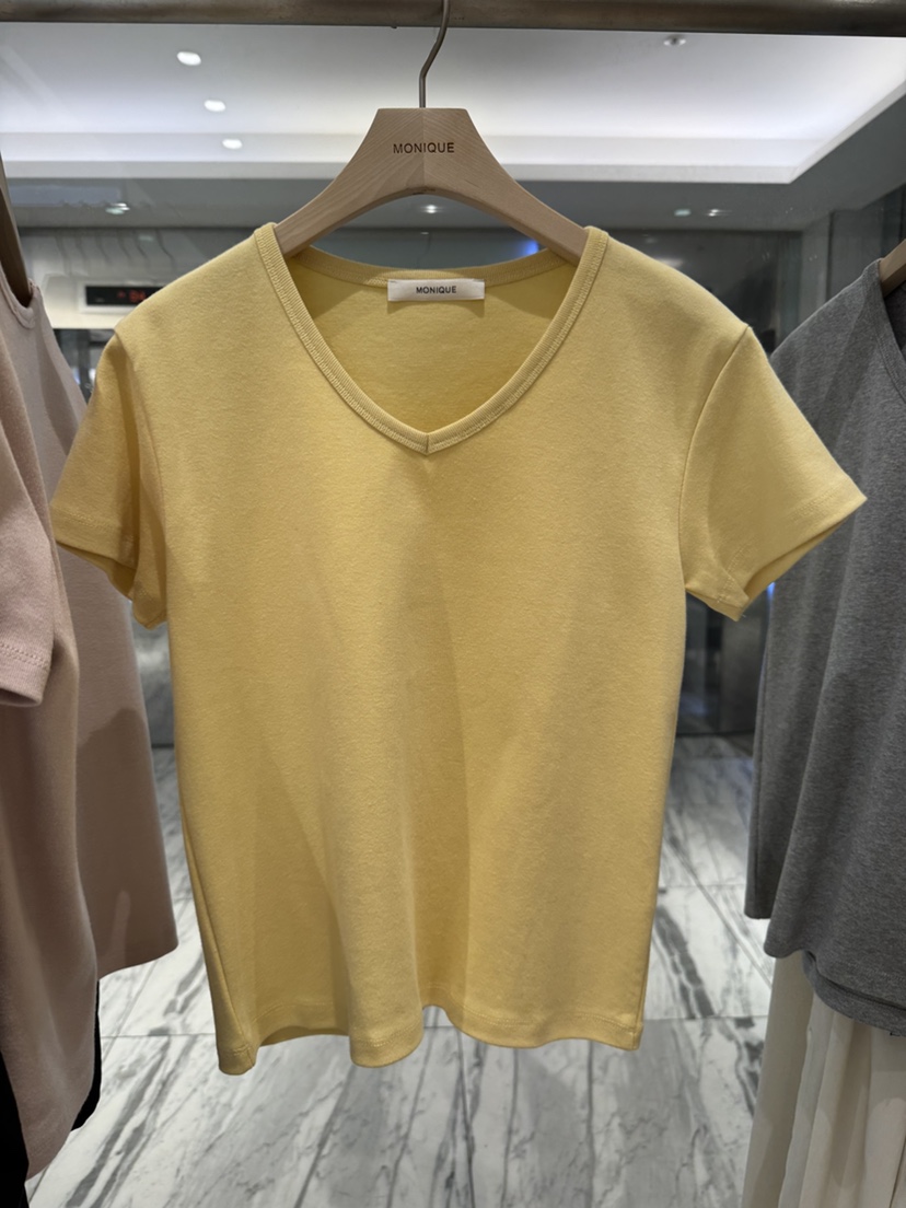 MONIQUE韓國東大門直郵女裝新款職業時尚休閑熱賣推薦T恤V領MONIQUET恤圖色3