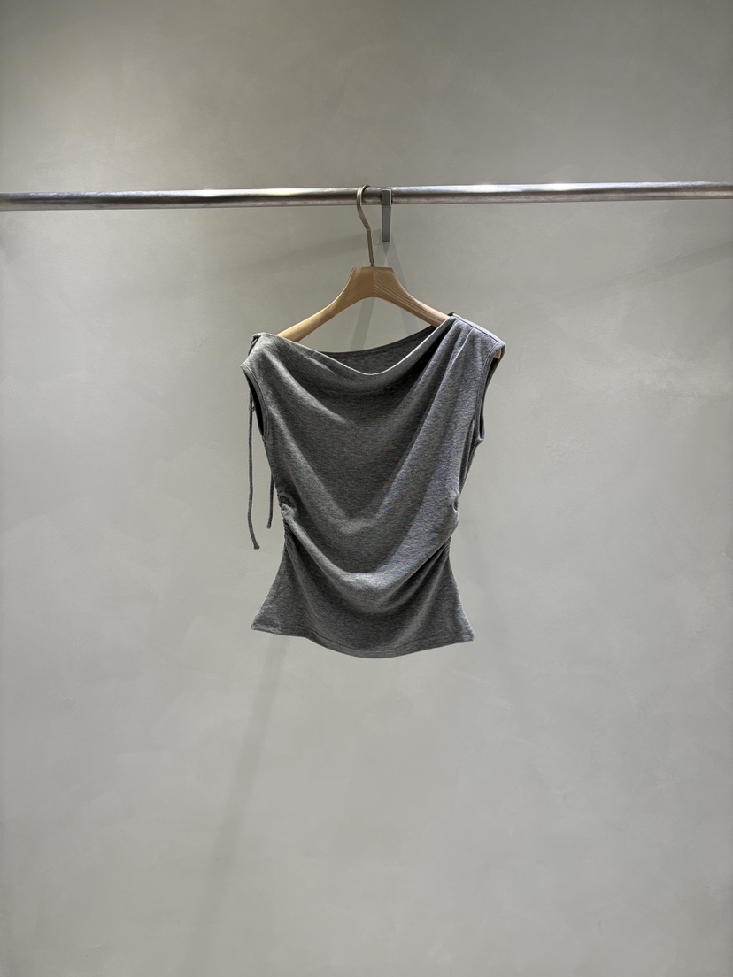 TOO HOT韓國東大門代購女裝新款時尚熱賣26春夏吊帶背心褶皺TOO HOT吊帶/背心圖色2