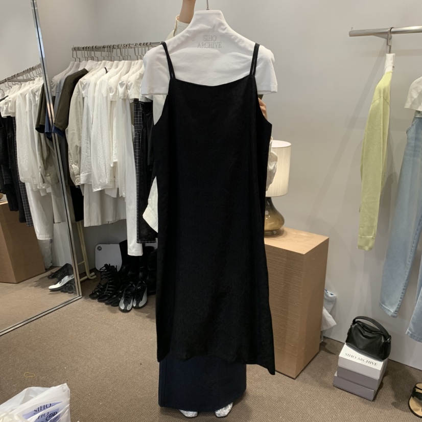 SIHO ARCHIVE韓國直郵女裝新品熱賣26春夏時尚推薦連衣裙SIHO ARCHIVE連衣裙圖色1