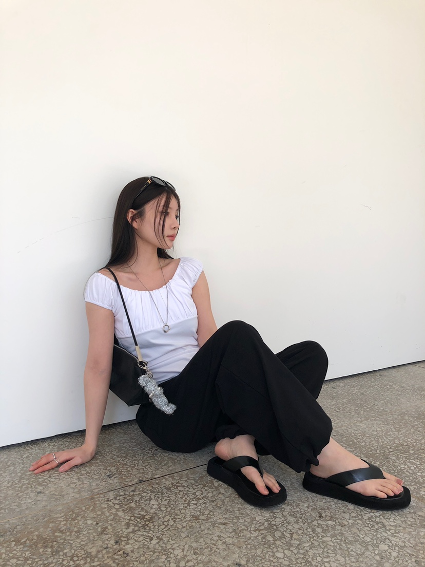 UNBOUND韓國東大門代購女裝新品職業推薦人氣時尚T恤荷葉邊UNBOUNDT恤