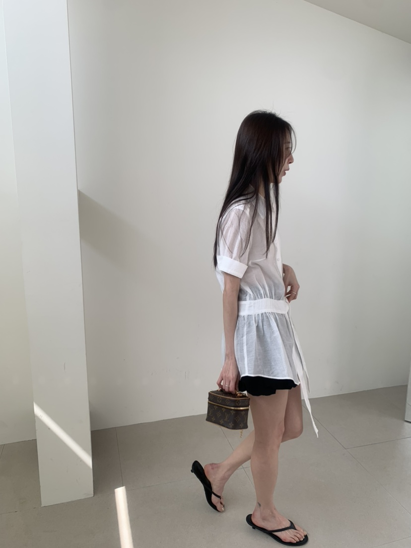 LE AVE韓國代購女裝新品時尚人氣推薦26春夏職業襯衫蕾絲衫LE AVE襯衫/蕾絲衫