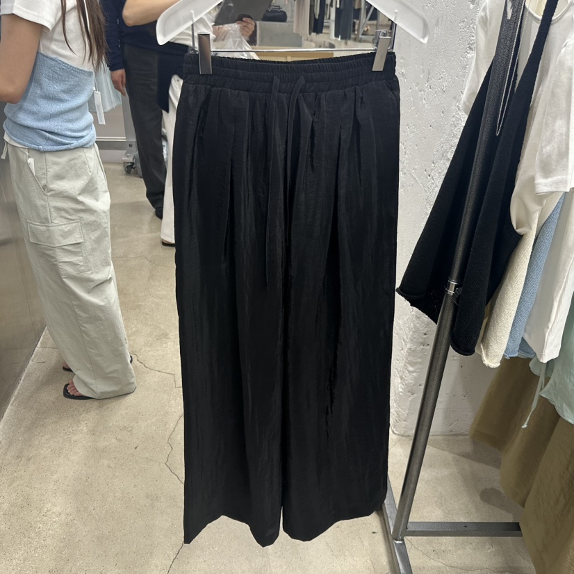 HELVETICA韓國東大門直郵女裝新品人氣休閑熱賣職業休閑褲HELVETICA休閑褲圖色3黑色