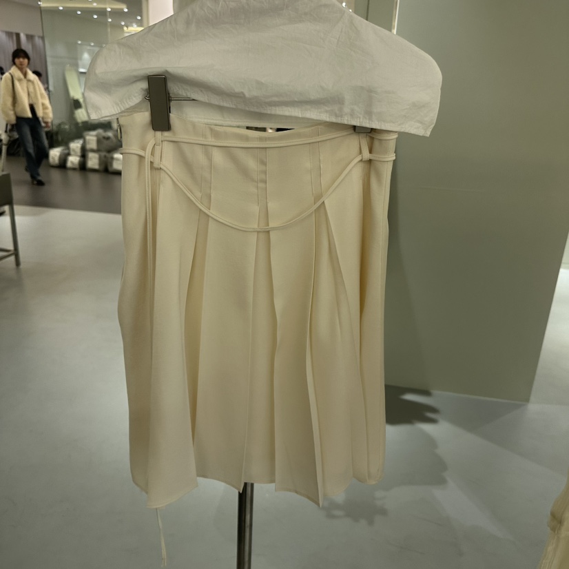 LOVE YOU SO MUCH/MORE THAN YESTERDAY韓國東大門代購女士新款職業半身裙中短裙含腰繩LYSM/MORE THAN YESTERDAY半身裙/中短裙圖色1