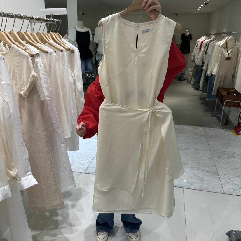 BLUEI-D/N SHARP韓國直郵實拍女裝新品職業休閑熱賣套裝Blue i-d/N SHARP套裝圖色1