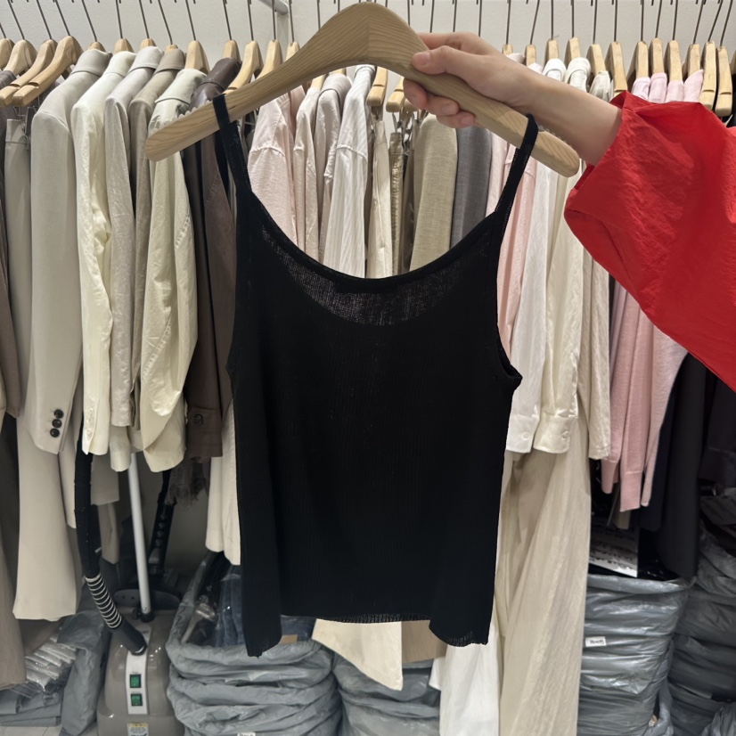 BLUEI-D/N SHARP韓國代購女裝新款時尚休閑推薦吊帶背心Blue i-d/N SHARP吊帶/背心