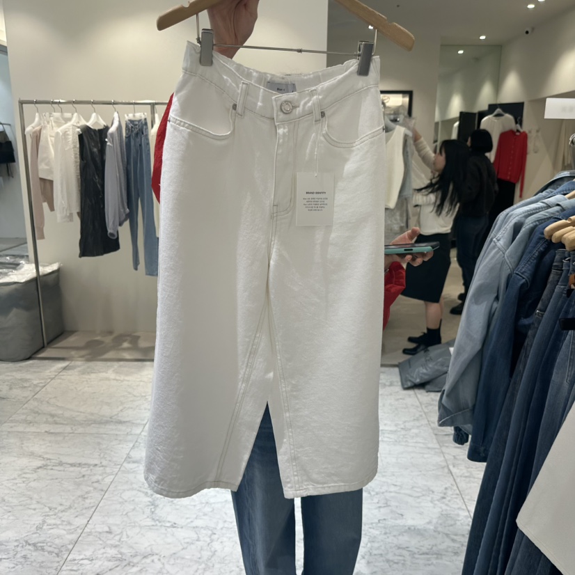 BLUEI-D/N SHARP韓國東大門直郵女裝新款推薦人氣短褲Blue i-d/N SHARP短褲圖色1